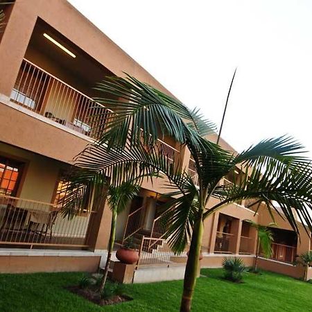 Batter Boys Guest House Претория Экстерьер фото
