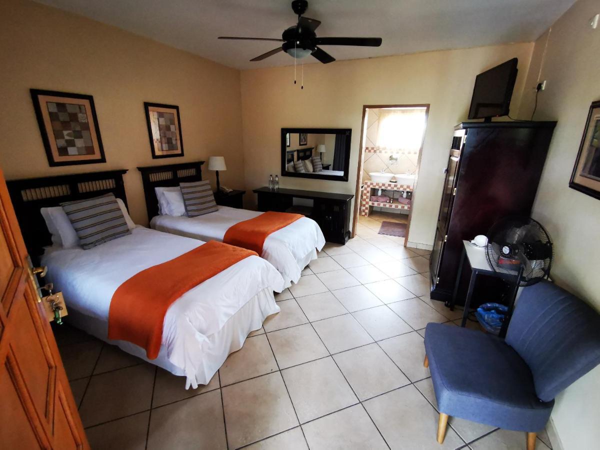 Batter Boys Guest House Претория Экстерьер фото